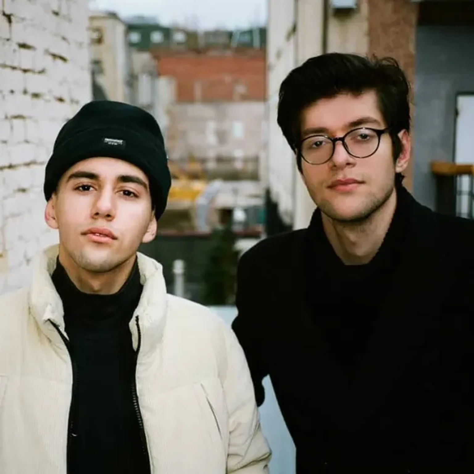 Rauf & Faik null