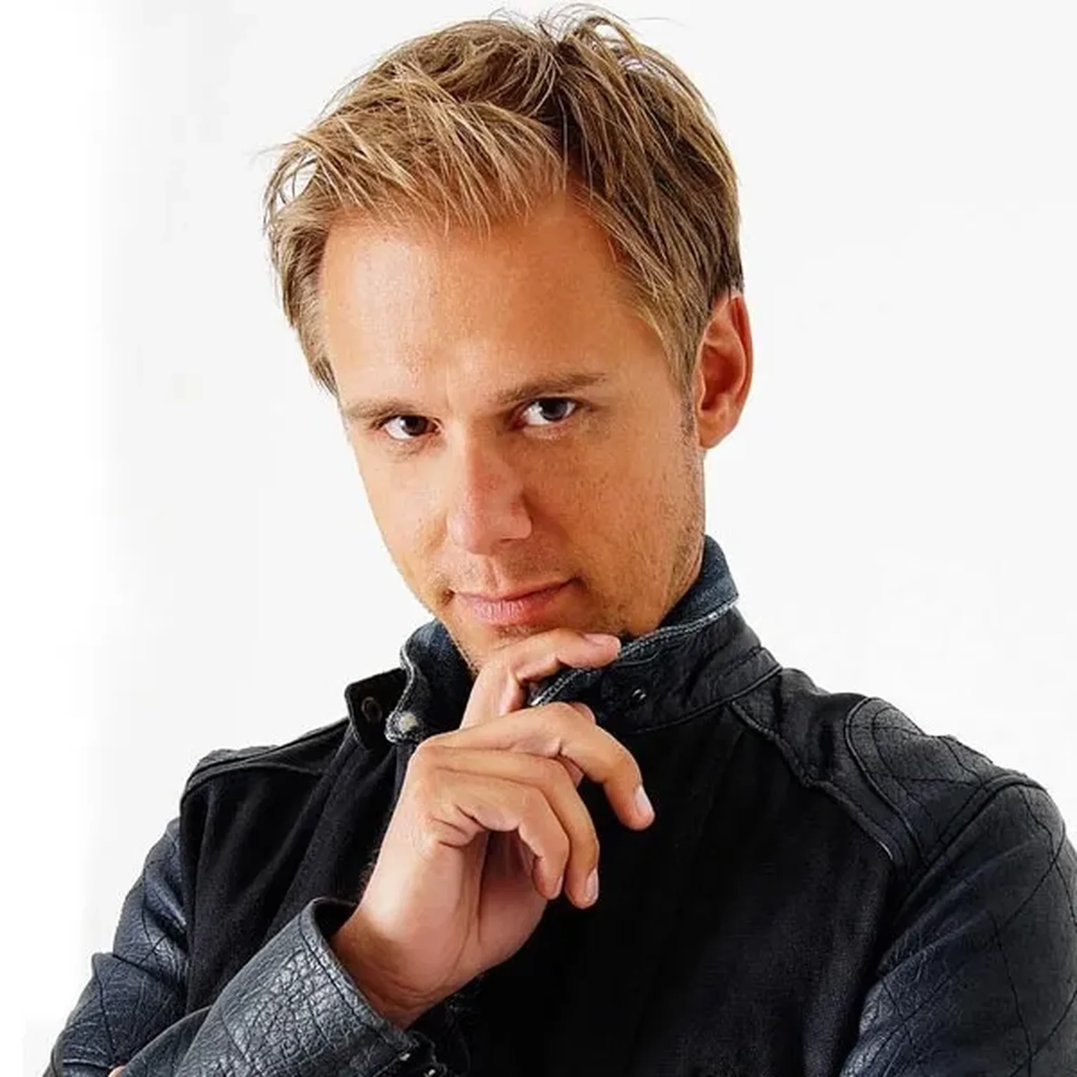 Armin van Buuren null