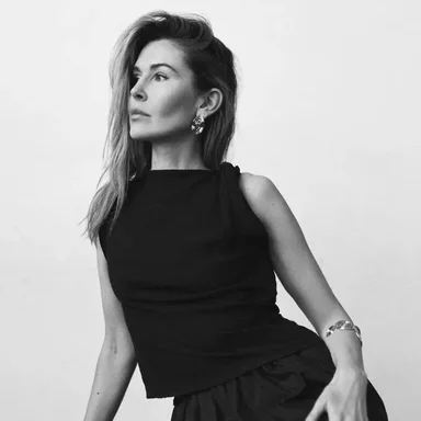 Елена Дэйви на Радио DFM: о технологиях, создании будущего и благотворительности